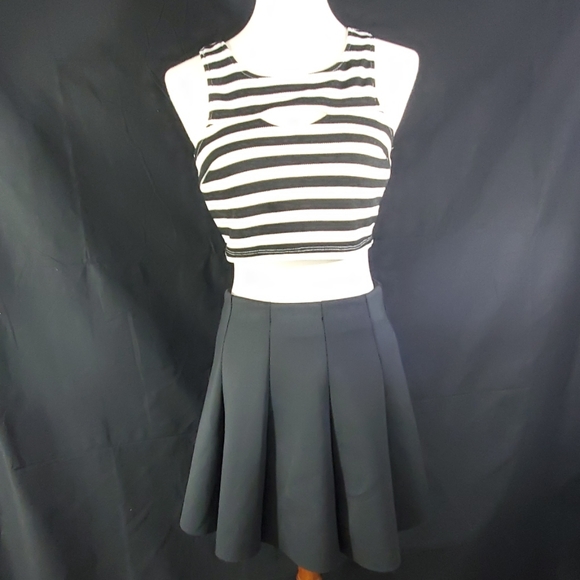 Topshop Dresses & Skirts - Topshop skirt
